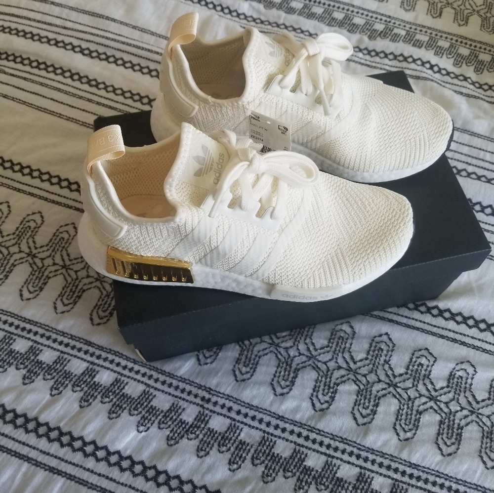 ADIDAS NMD R1 Cream Knit Metallic Gold Plug - Picture 5 of 6